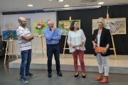 El Ayuntamiento inaugura una muestra que recoge 22 obras de alumnos del taller de pintura de Prezanes